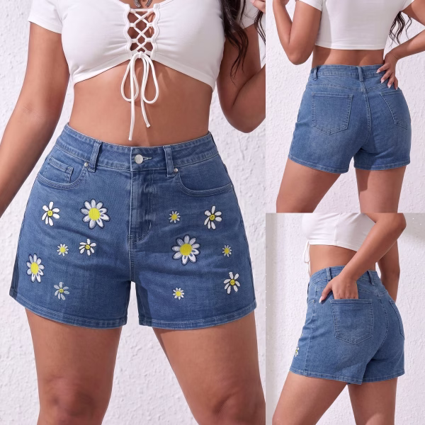 "Smiley Daisy" Scattered Floral Print Denim Shorts collection product photo